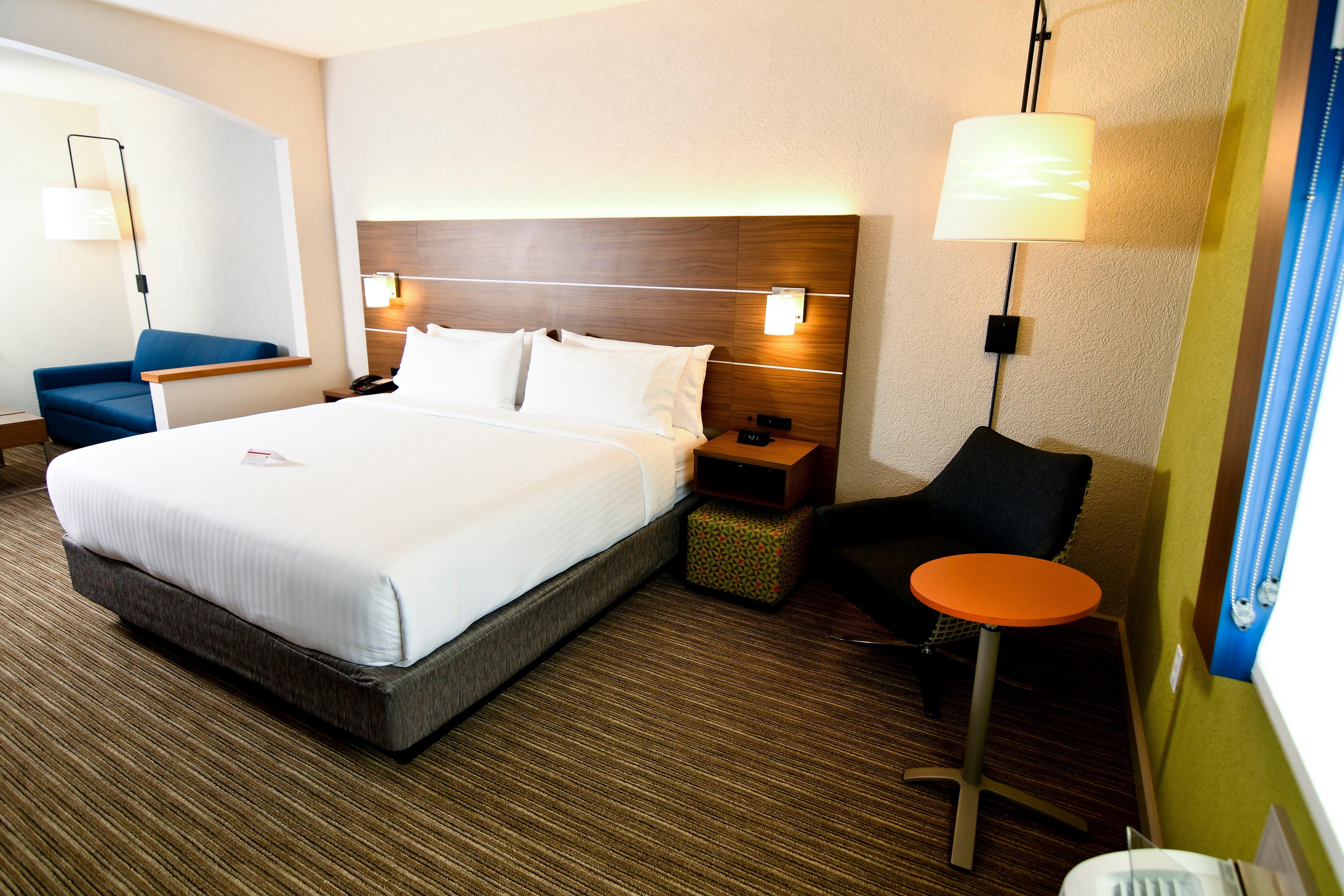 Express & Port Clinton-catawba Island By Ihg 2*