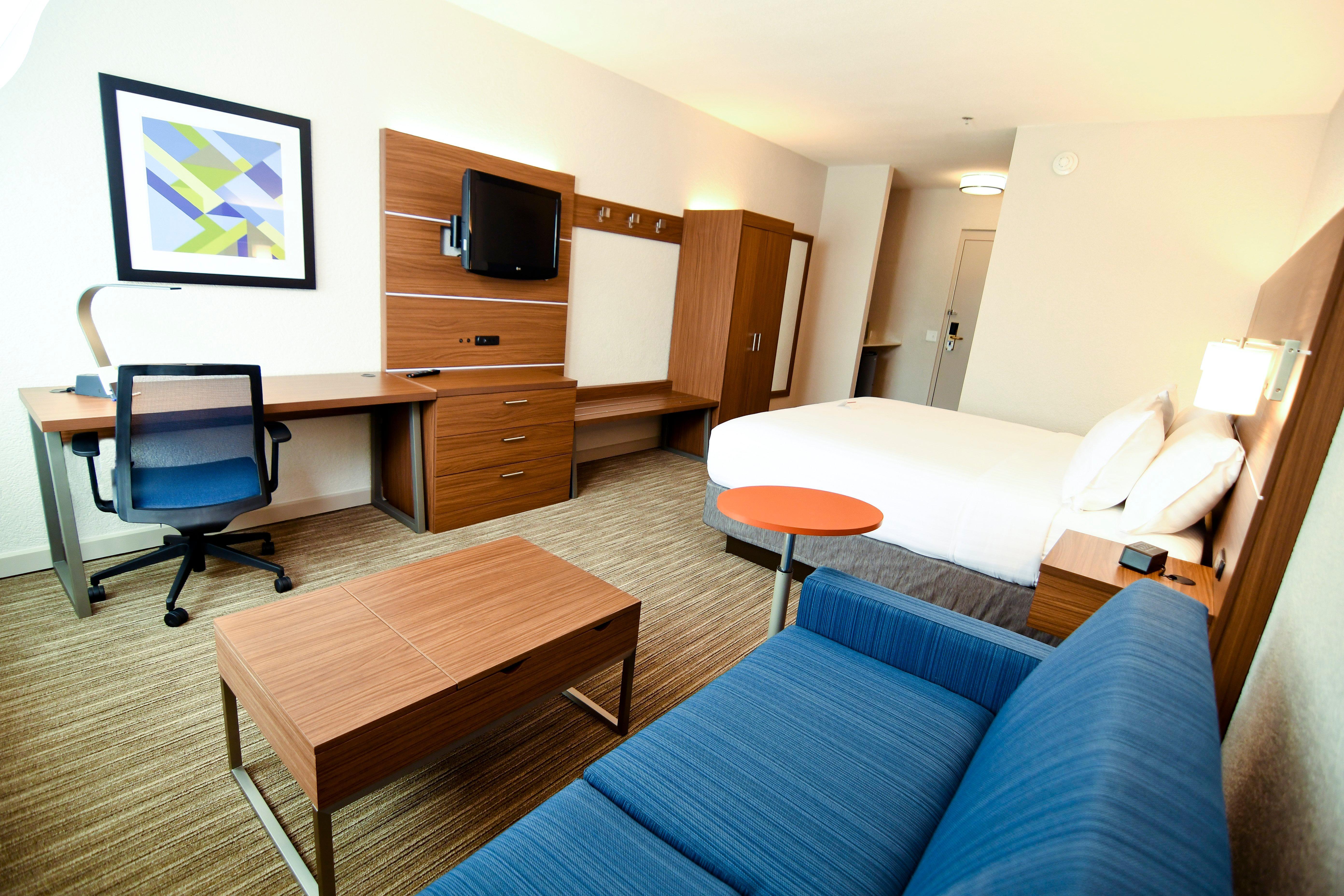 Hotel Express & Port Clinton-catawba Island By Ihg