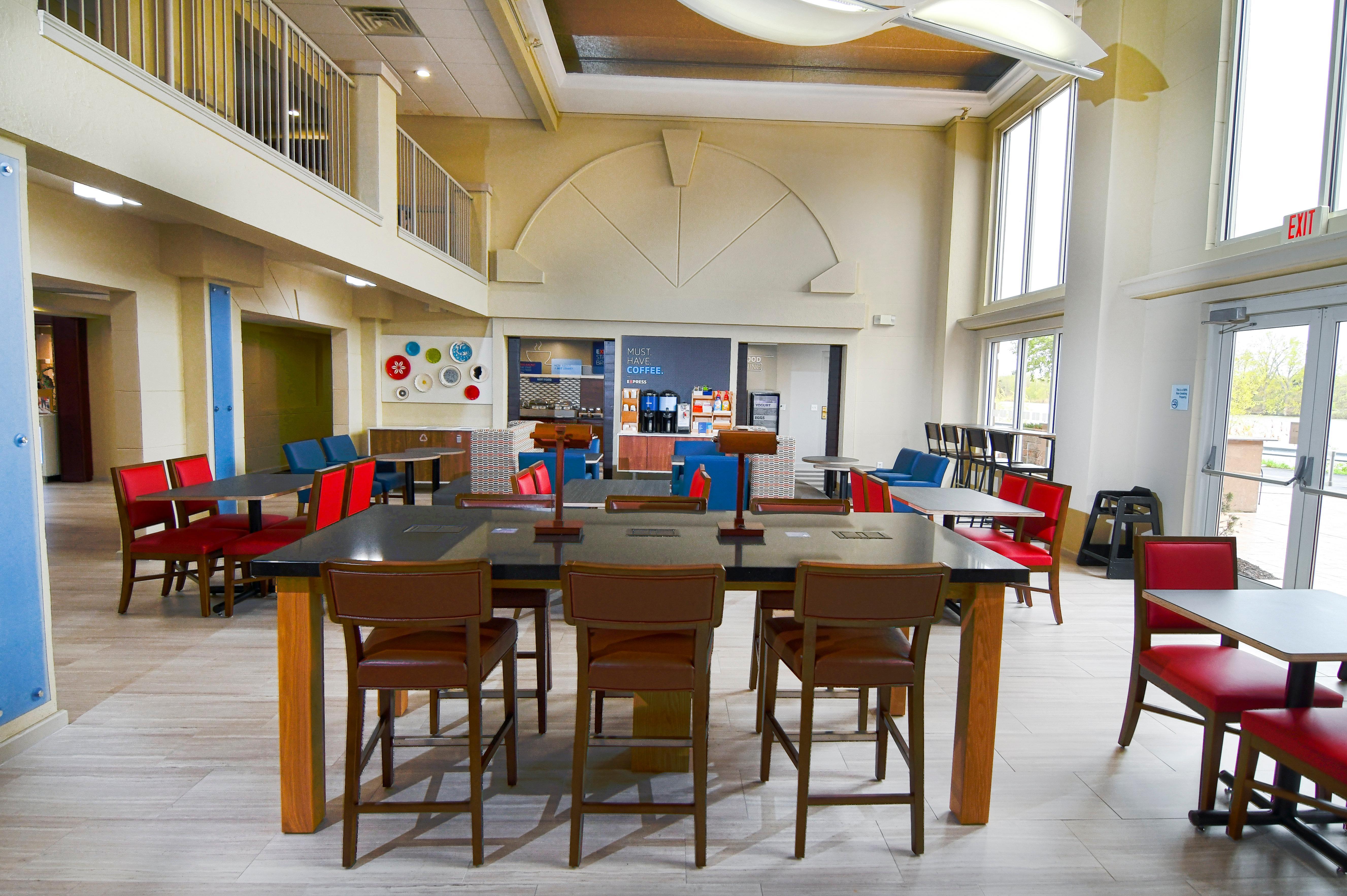 Hotel Express & Port Clinton-catawba Island By Ihg Port Clinton