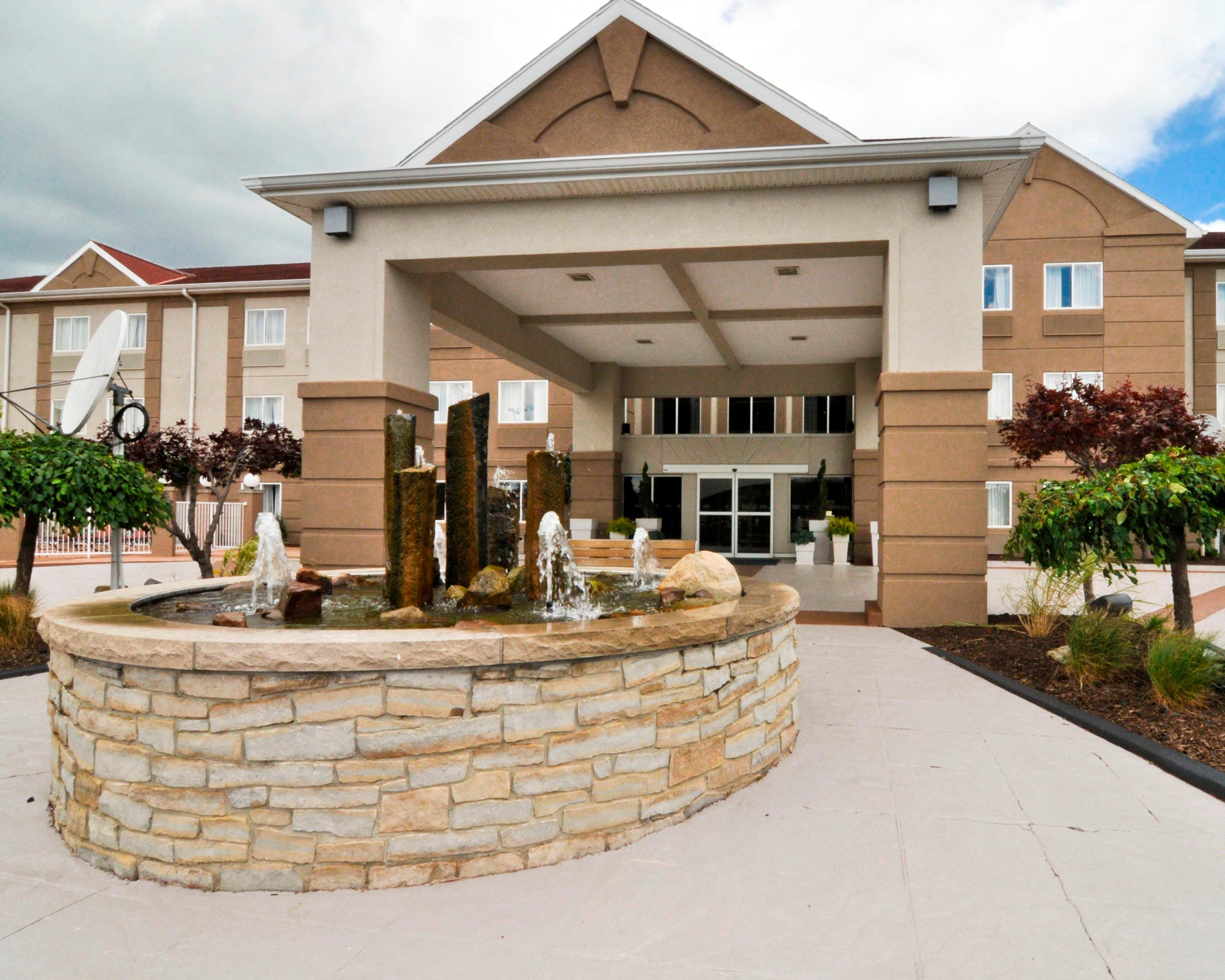 Hotel Express & Port Clinton-catawba Island By Ihg