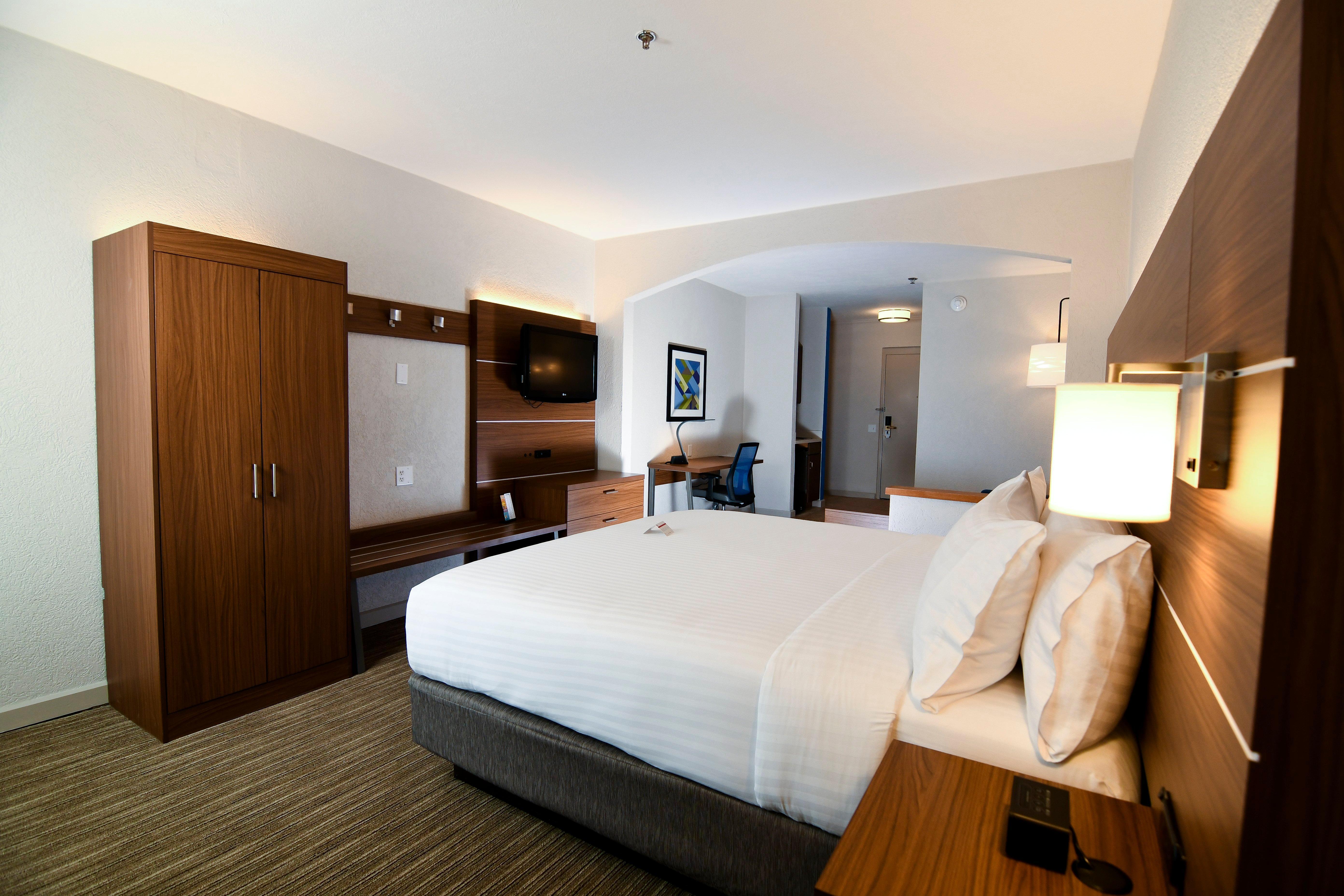 Express & Port Clinton-catawba Island By Ihg Port Clinton